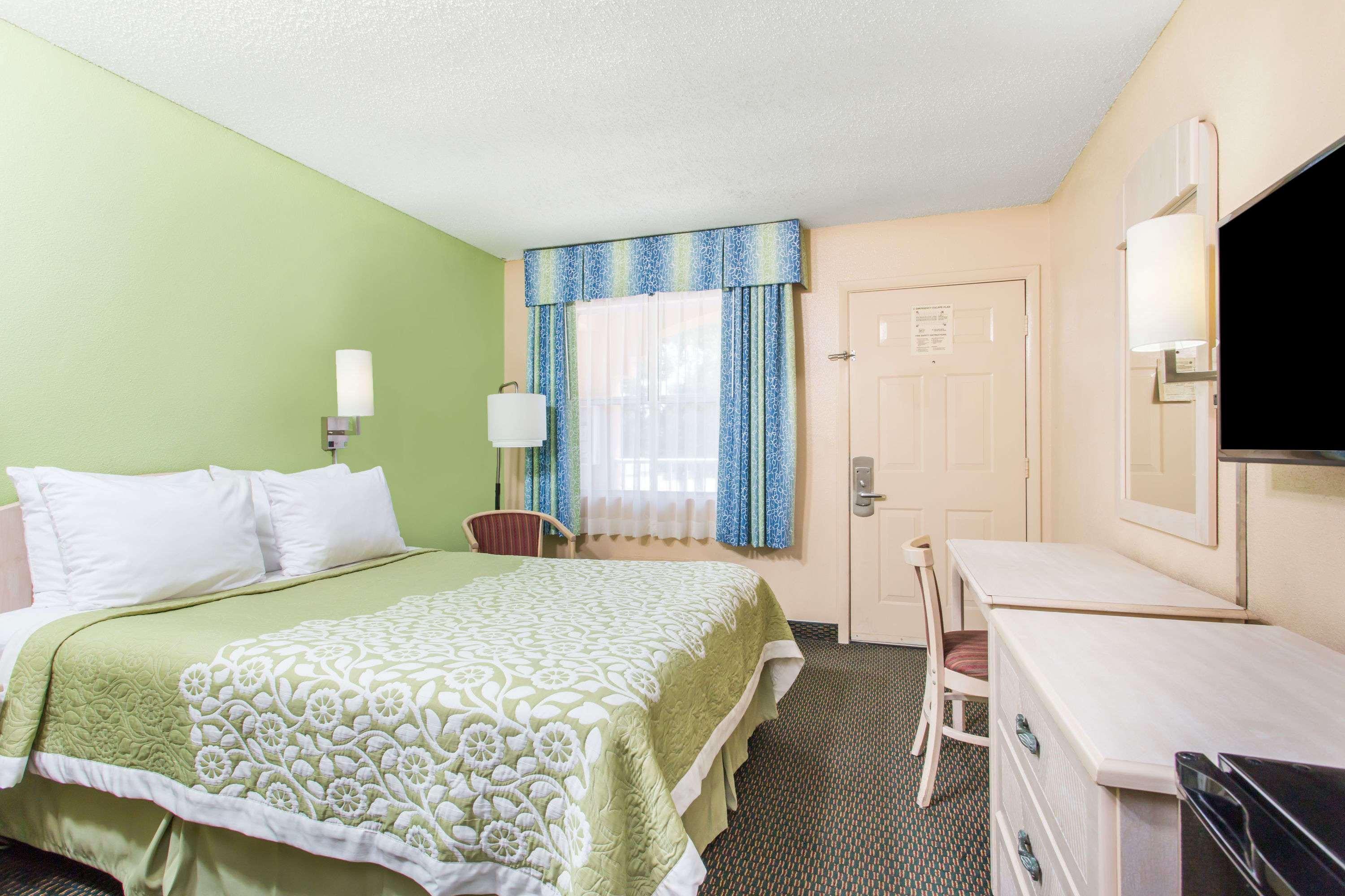 Days Inn By Wyndham Bradenton I-75 Zewnętrze zdjęcie