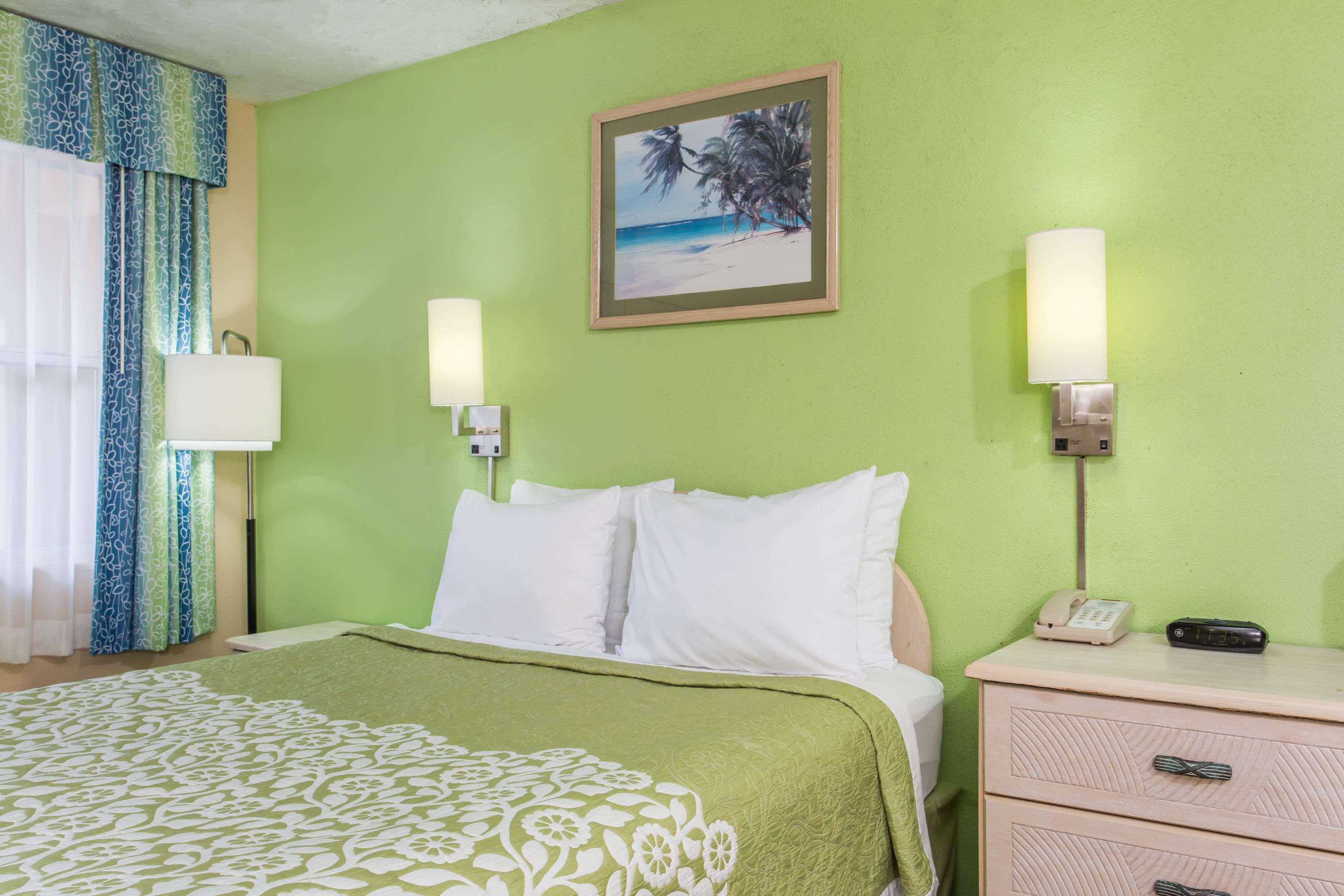Days Inn By Wyndham Bradenton I-75 Zewnętrze zdjęcie