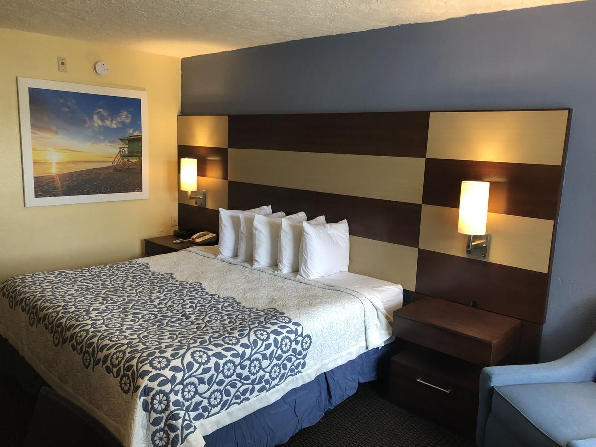 Days Inn By Wyndham Bradenton I-75 Zewnętrze zdjęcie