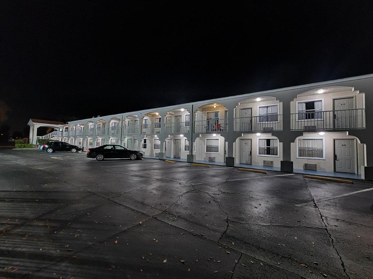 Days Inn By Wyndham Bradenton I-75 Zewnętrze zdjęcie